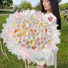52朵混色陶瓷花束 景德鎮手作 贈禮佳品, 52朵混色陶瓷花手捧花束 純白 卡片 串燈