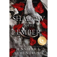(英文圖書)A Shadow in the Ember Special Edition 平裝版, Blue Box Press, 英文