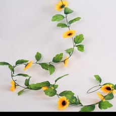 블랙카우 인조 식물 해바라기 넝쿨 조화 덩쿨 조화꽃 나뭇잎 2.5M 1줄