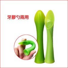 嬰兒矽膠牙膠勺寶寶手握咬咬樂竹葉嫩綠磨牙棒軟勺吃飯訓練輔食勺, 1個, 1個, 嫩綠色單個
