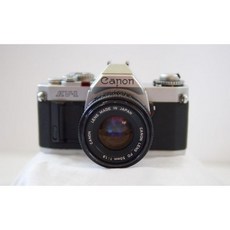 캐논 AV-1 35mm SLR 카메라와 캐논 FD 마운트 렌즈 컬러 필름과 BW 35mm 필름을 모두 사용합니다. 갱신, 캐논 AV1 35mm SLR 카메라와 FD 마운트 렌즈