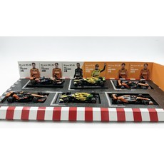 Bburago McLaren MCL38 賽車模型車 1:43, 多色, 1個