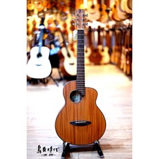 烏克時代 Anuenue鳥吉他M20旅行吉他，全桃花心木面單板旅行吉他, 1個, M20E 接電版, 桃花心木