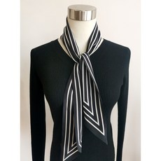코코린느 세련되고 깔끔한 디자인의 스트라이프 방도스카프 (2colors)