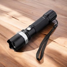 게더릭 5W LED 볼트 줌 손전등