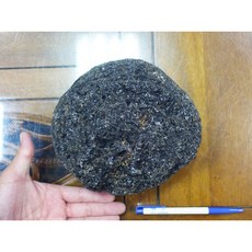 §能量礦石§ 印尼隕石 Agni Manitite 火山玻璃 3938克，俗稱印尼天狼星，烈火石，黑隕石，古黑曜石