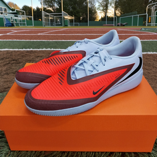 나이키 팬텀 6 로우 레드 라이트 그레이 남성용 풋살화 축구화