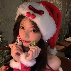 KROF 新款紅色櫻桃蝴蝶結聖誕帽，冬季女生黑色毛絨拍照出片道具, 紅色櫻桃款聖誕帽, 1個