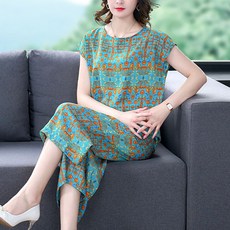 ROYALBELLE 여성 라운드넥 프린트 잠옷 세트 라운드넥 반팔티 + 9부소매 바지 루즈핏 중년 엄마 홈웨어 M01012703