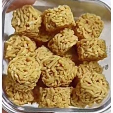 ［小慧的倉鼠們］ 手作系列, 海鮮小泡麵1塊