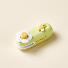 桃園出貨 迷你零食封口機便攜家用切封兩用塑膠袋食品保鮮封口神器 家用食品袋密封機零食封口 小型便攜零食神器家用吸手壓式, 1個, 青草綠