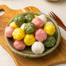 [칠성시장 궁중떡집] 말랑하고 쫀득한 사색 꿀떡 1kg, 1개