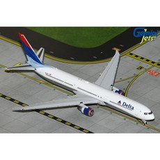 GeminiJets 達美航空 Delta Air Lines B767-400ER N829MH 1:400 仿真客機模型，航空迷收藏首選, 1個