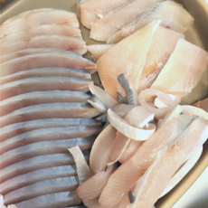 [산지직송] 국산 최상급 병어 생물 손질 1kg 4미 횟감 조림 구이 제수용, 1개, 병어 횟감 300g