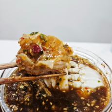 (통영땡초게장) 땡초와 재료들을 통째 갈아넣은 땡초게장 1개 1.6kg