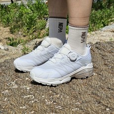 네파 등산화 여성 남성 경량 트레킹화 발편한 워킹화 쿠셔닝 좋은 당일치기 등산화 추천