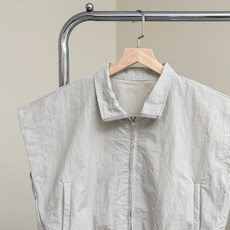 Fee 工裝翻領無袖短褲套裝 二件式休閒穿搭