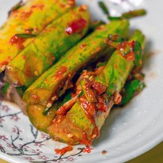 오이소박이 매콤달콤 아삭하고 시원한 별미반찬 1kg, 1개