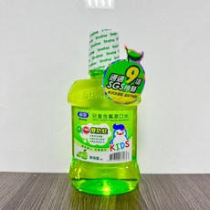 刷樂兒童漱口水含氟500ml，三種口味選擇，預防蛀牙，溫和不刺激，讓孩子愛上漱口，保持口腔清新。, 1個, 青蘋果, 500ml