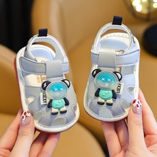 男女寶寶叫叫鞋軟底防滑到歲小嬰幼兒童涼鞋帶亮燈學步鞋子會響