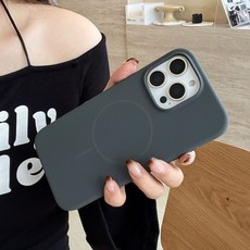 防摔適用果粉16pro液態硅膠手機殼細圈磁吸膚感iPhone17pro保護殼