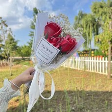 母親節禮物畢業花束 敎師節花束玫瑰香皂花乾燥花永生花束, 三朵銀河紅_創意花束