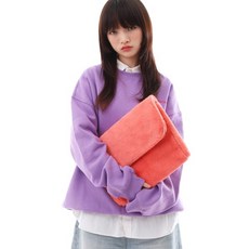 PIECE MAKER MACARN FUR 퍼 털 CLUTCH 클러치 (CRAL PINK)