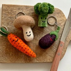 앨리건트테이블 선물용 베지 프렌즈 키링 13type 선물세트 열쇠고리 핸드메이드 인형 182881