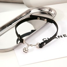일호장신구 유니크 은방울 포인트 가죽 초커 블랙 레더 버클 할로윈 코스트레 목걸이