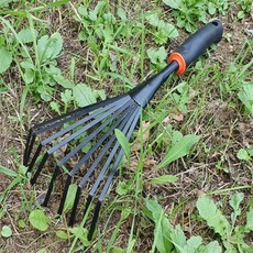 [다믿샵] 핸디형 쇠갈퀴 정원관리갈퀴