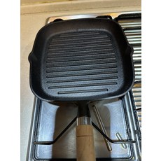 연기안나는 생선구이팬 삼겹살 가정용고기불판 냄새연기없는 삼겹살불판 구이팬 생선구이, 블랙, 1개, 1cm