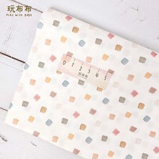玩布布 幼兒園手帕/圓形手帕夾/擦手巾 - 可愛造型、柔軟親膚、吸水速乾, 1個, 糖果點點