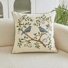 원피스데이 프랑스 자수 파랑새 쿠션커버 블루버드 가든 인테리어