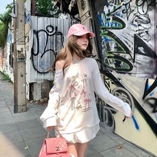 多巴胺塗鴉印花斜肩防曬T恤 新款寬鬆薄款罩衫 慵懶長袖上衣