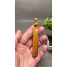 北太行崖柏 悟道達摩佛, 如圖所示, 1個