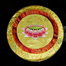 精緻蓮花刺繡絲綢祭祀墊 圓形祭祖供桌墊 傳統文化祭拜用品, 1個