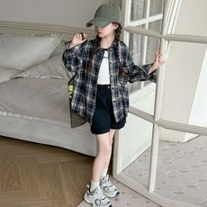 賣場優選新款可愛童裝女童外套女童長袖襯衫夏季新款洋氣兒童上衣早秋薄款女孩格子襯衣外套日係