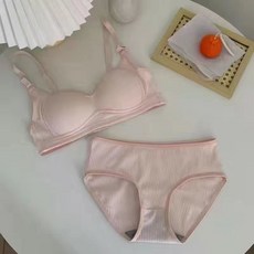 泡芙小店 日系內衣內褲套裝 學生少女款 聚攏無鋼圈文胸套裝