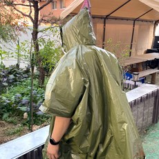 캠핑 방수 비상담요 우비 겸용 아이템