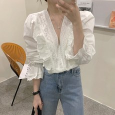 메이킹유 프릴 펀칭 브이넥 6805모어스블라우스(~77size 사이즈추가)