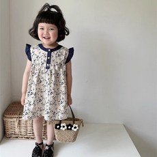 ArBea 女童韓系碎花小飛袖洋裝