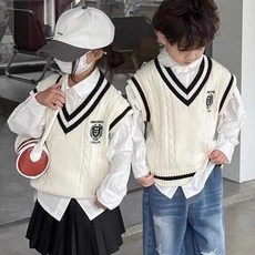 新款可愛童裝 女童毛衣 中大男女童學院風針織馬甲秋季新款兒童洋氣撞色外穿無袖毛衣背心