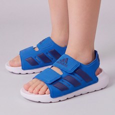 아디다스 키즈 샌들 블루 발편한 여름 워터샌들 유치원 초등 슬라이드 아동 아쿠아슈즈 벨크로 물놀이 경량 슬리퍼