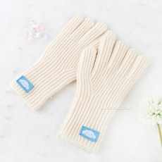 시나모롤 페이스 자수 니트장갑