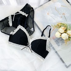 少女小胸聚攏無鋼圈文胸罩套裝 夏季舒適收副乳