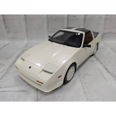 OTTO Nissan 300ZX Turbo (Z31) 1988 珠光白 交通工具模型, 1個