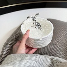 DIU 創意菸缸高級感陶瓷菸灰缸帶蓋防飛灰家用客廳輕奢高顏值ins奶油, 1個, 純白色配水波紋蓋:如圖