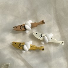 [안녕아띠] 명태 차량용 석고방향제 (5ml리필오일+클립2종+상자포장), 연한, 편백나무