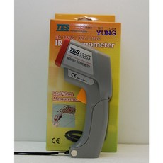 TES 1326S 手持式紅外線測溫器，非接觸精準測量，即時顯示溫度, 1個