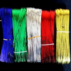 칼라타이 빵끈타이, 빨강